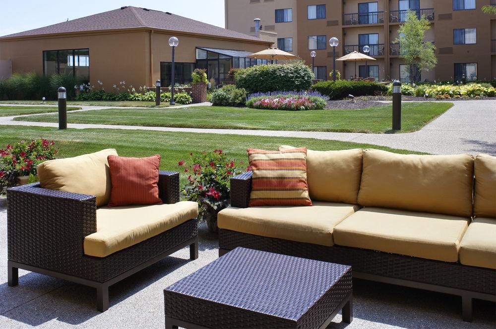 Courtyard By Marriott Indianapolis Airport Otel Dış mekan fotoğraf