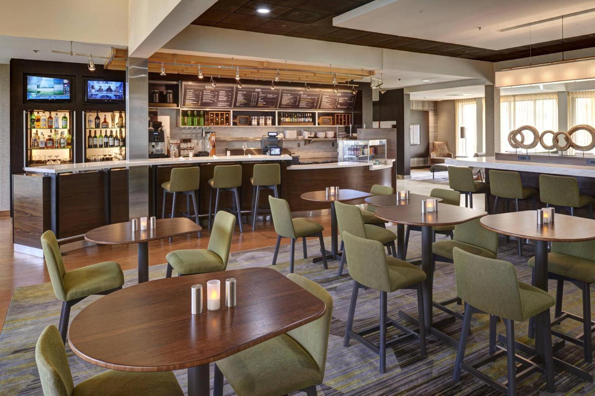 Courtyard By Marriott Indianapolis Airport Otel Dış mekan fotoğraf