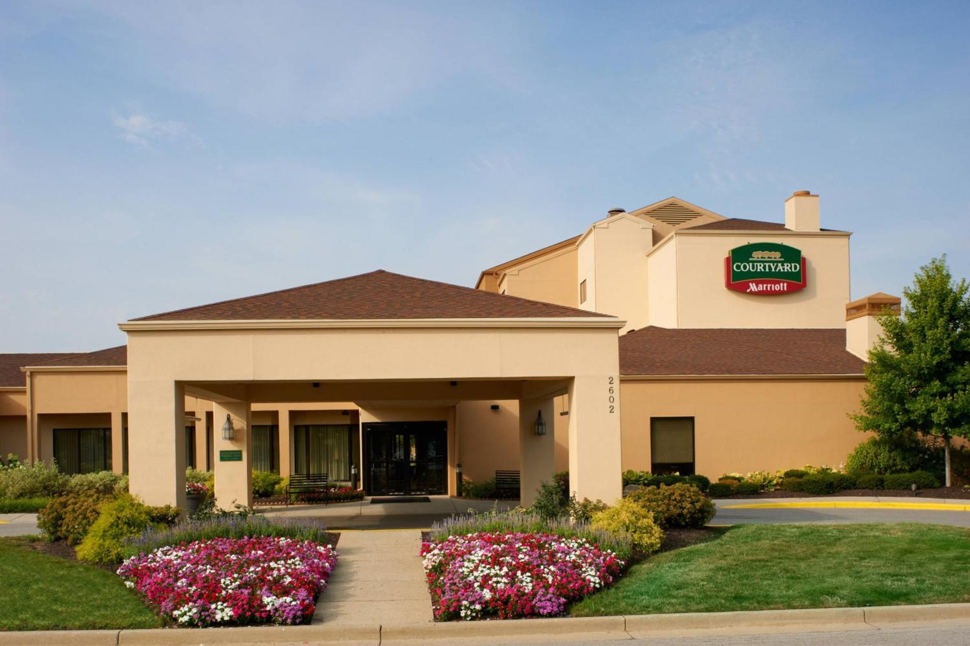 Courtyard By Marriott Indianapolis Airport Otel Dış mekan fotoğraf