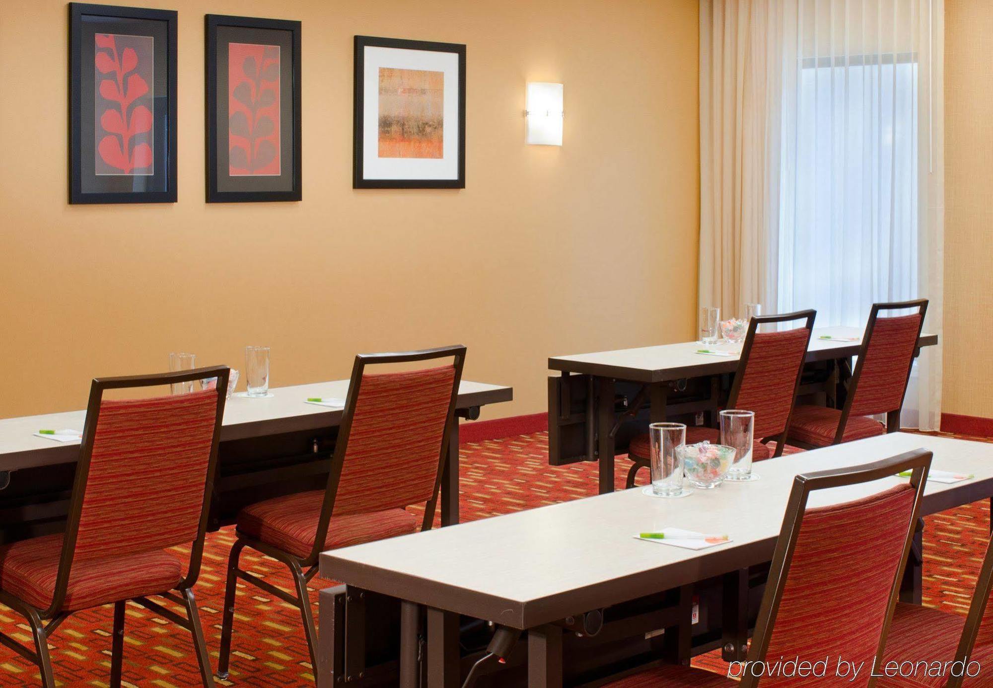Courtyard By Marriott Indianapolis Airport Otel Dış mekan fotoğraf